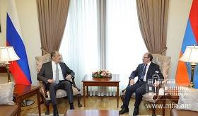 Acting Minister of Foreign Affairs of the Republic of Armenia Ara Aivazian met with Minister of Foreign Affairs of the Russian Federation Sergey Lavrov