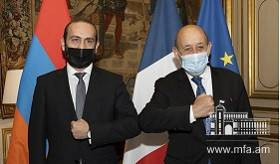 Le ministre des Affaires étrangères d’Arménie a eu une rencontre avec son հօmologue français