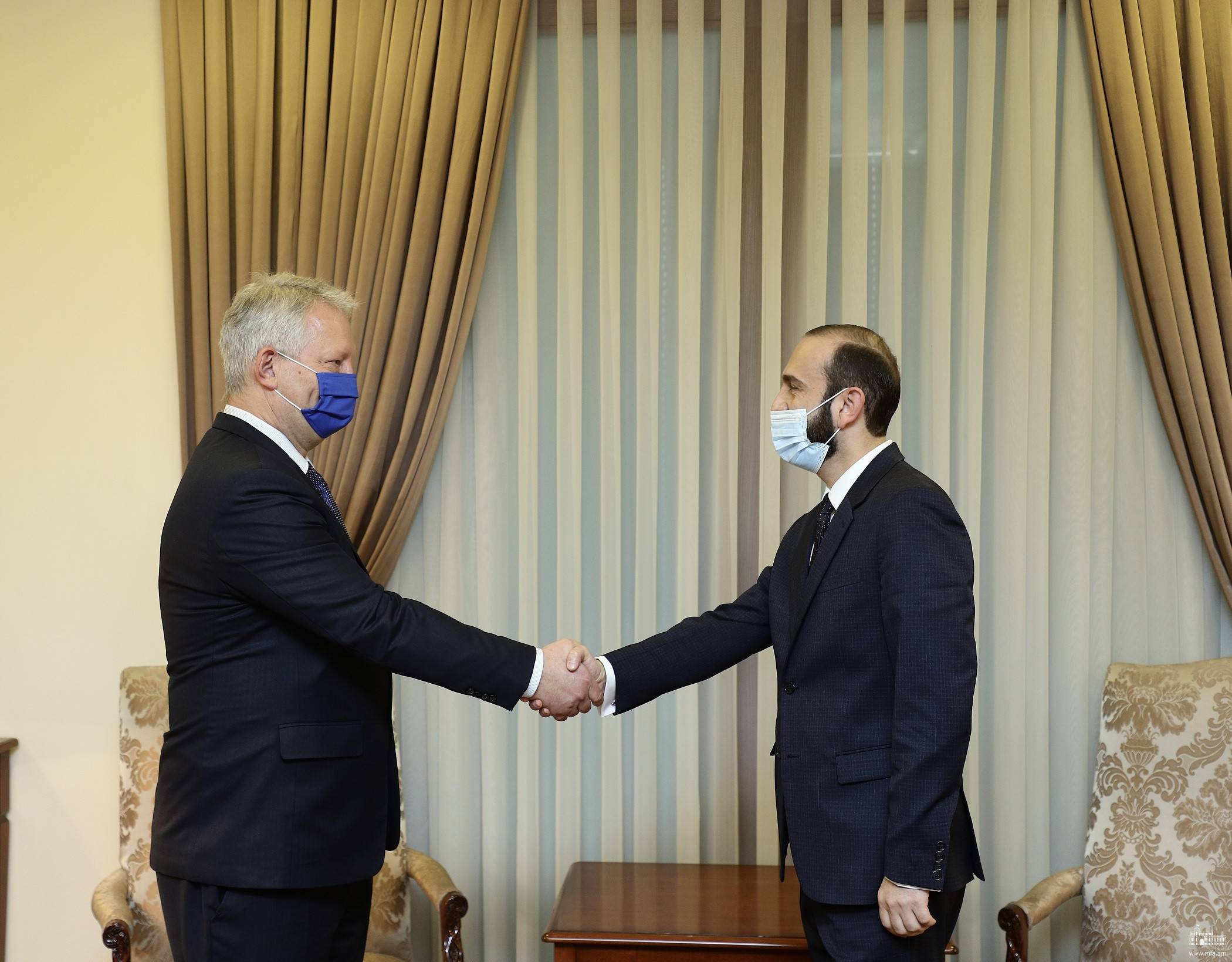 Foreign Minister of Armenia received the newly appointed Ambassador of ...