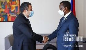 Newly appointed Ambassador of the Republic of Rwanda presented the copy of his credentials to the Deputy Foreign Minister