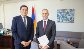 Սլովակիայի դեսպանն իր հավատարմագրերի պատճենն է հանձնել ՀՀ ԱԳ նախարարի տեղակալին