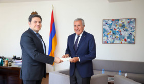 Մալթայի Ինքնիշխան Ուխտի դեսպանն իր հավատարմագրերի պատճենն է հանձնել ՀՀ ԱԳ նախարարի տեղակալին