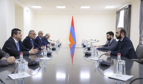 Հայաստանի ԱԳ նախարարը հանդիպում է ունեցել Արցախի նախագահի գլխավորած պատվիրակության հետ