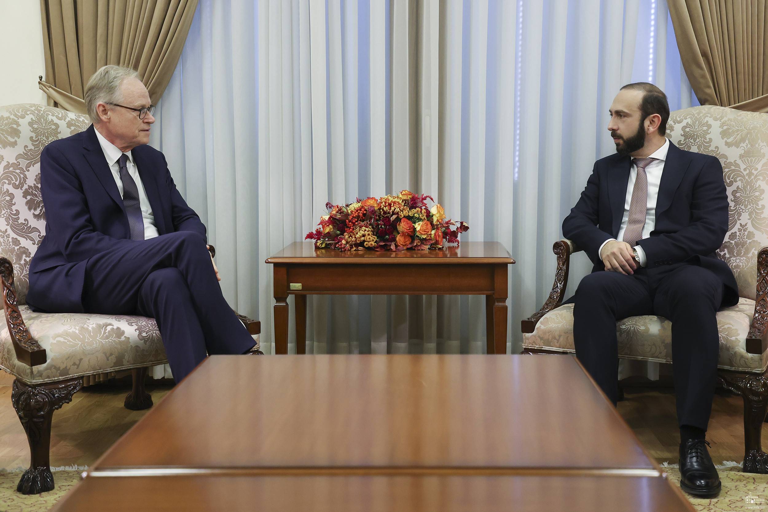 Ararat Mirzoyan's meeting with Michael Siebert
