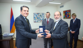 The Deputy Foreign Minister of the RA received the Honorary Consul of the Italian Republic
