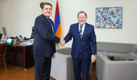 Ալժիրի Ժողովրդական Ժողովրդավարական Հանրապետության նորանշանակ դեսպանն իր հավատարմագրերի պատճենն է հանձնել ՀՀ ԱԳ նախարարի տեղակալին