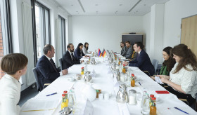 ՀՀ ԱԳ նախարար Արարատ Միրզոյանի հետ քննարկում Ֆրիդրիխ Էբերտ հիմնադրամում