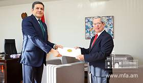 Կուբայի նորանշանակ դեսպանն իր հավատարմագրերի պատճենն է հանձնել ՀՀ ԱԳ նախարարի տեղակալին