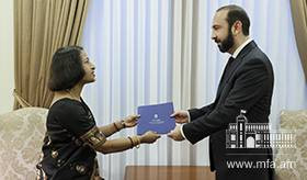 Հնդկաստանի նորանշանակ դեսպանի հավատարմագրերի պատճենի հանձնումը ՀՀ ԱԳ նախարարին