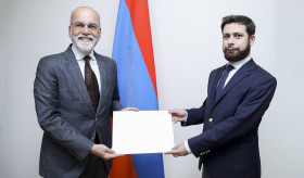 Բահրեյնի նորանշանակ դեսպանն իր հավատարմագրերի պատճենն է հանձնել ՀՀ ԱԳ նախարարի տեղակալին
