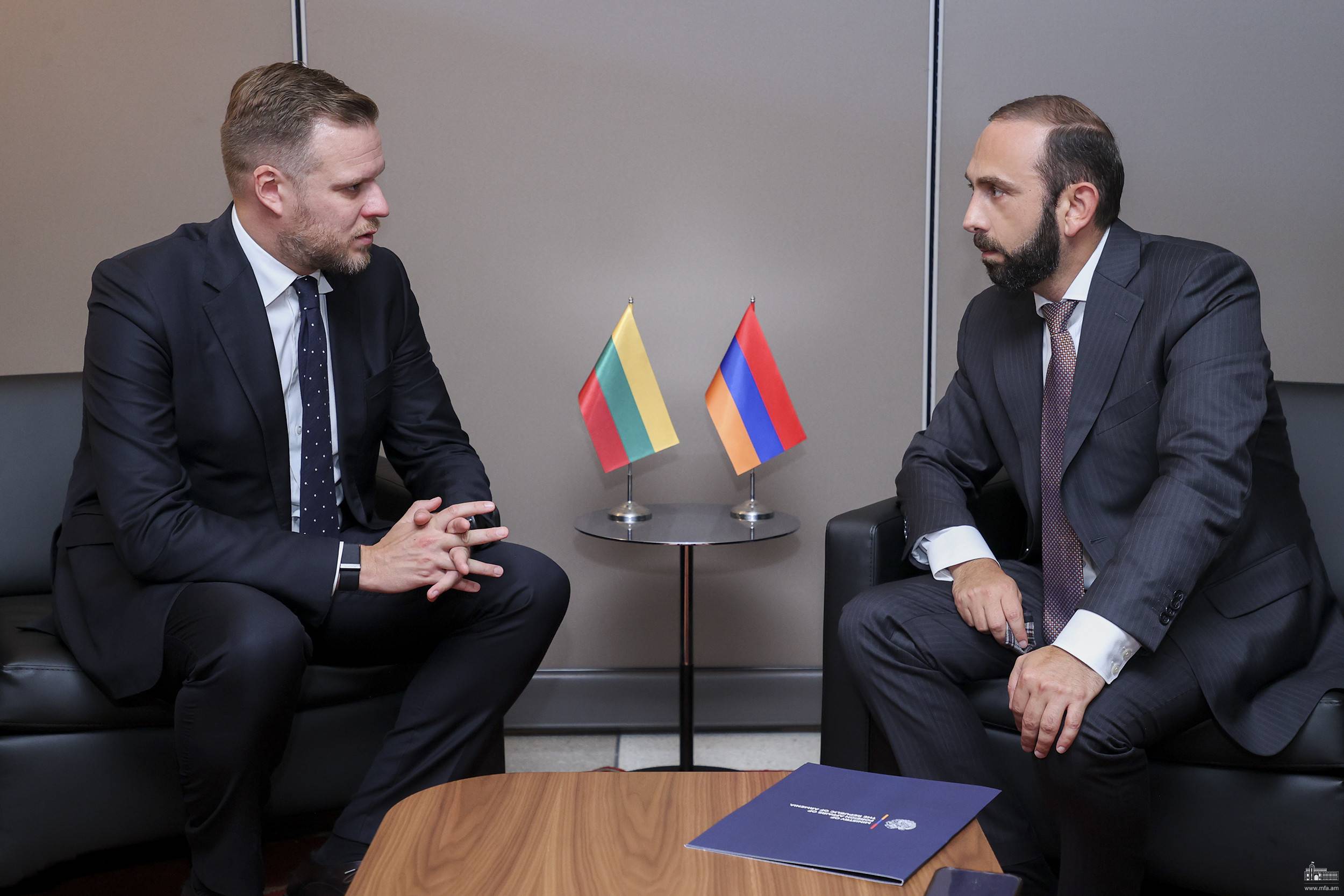 The Meeting of the Ministers of Foreign Affairs of Armenia and ...