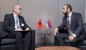 Հայաստանի և Ալբանիայի ԱԳ նախարարների հանդիպումը