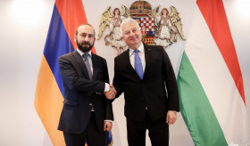 ՀՀ ԱԳ նախարարի հանդիպումը Հունգարիայի փոխվարչապետի հետ