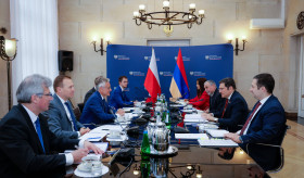 Խորհրդակցություններ Հայաստանի և Լեհաստանի արտաքին գործերի նախարարությունների միջև