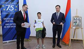 ՀՀ ԱԳՆ նախաձեռնությամբ Գեղագիտության ազգային կենտրոնում տեղի է ունեցել Եվրոպայի խորհրդի 75-ամյակին նվիրված մանկական գեղանկարչական ցուցահանդես-մրցույթ
