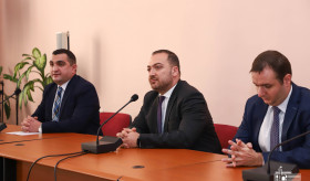 ՀՀ ԱԳՆ գլխավոր քարտուղարը մասնակցել է ԵՊՀ միջազգային հարաբերությունների ֆակուլտետի առաջին կուրսի ուսանողների ողջույնի միջոցառմանը