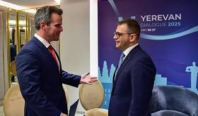 ՀՀ ԱԳ նախարարի տեղակալ Ռոբերտ Աբիսողոմոնյանի հանդիպումը Ժողովրդավարության, մարդու իրավունքների և աշխատանքի հարցերով ԱՄՆ պետքարտուղարի փոխտեղակալ Ջեյքոբ Մակգիի հետ