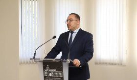 The Secretary General of the Ministry of Foreign Affairs of the Republic of Armenia presented the graduates of the Diplomatic School with their graduation certificates
