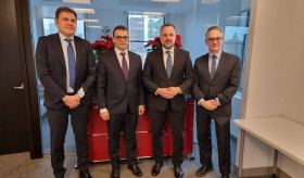 Meeting of Deputy Foreign Minister of Armenia Robert Abisoghomonyan with the representatives of think tanks