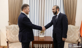 ՀՀ ԱԳ նախարարի հանդիպումը Ժողովրդավարությունների համայնքի գլխավոր քարտուղարի հետ