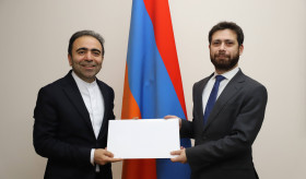 Заместитель Министра иностранных дел Армении принял новоназначенного посла Исламской Республики Иран