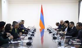 Встреча заместителя Министра иностранных дел Армении с начальником штаба обороны Вооружённых сил Индии