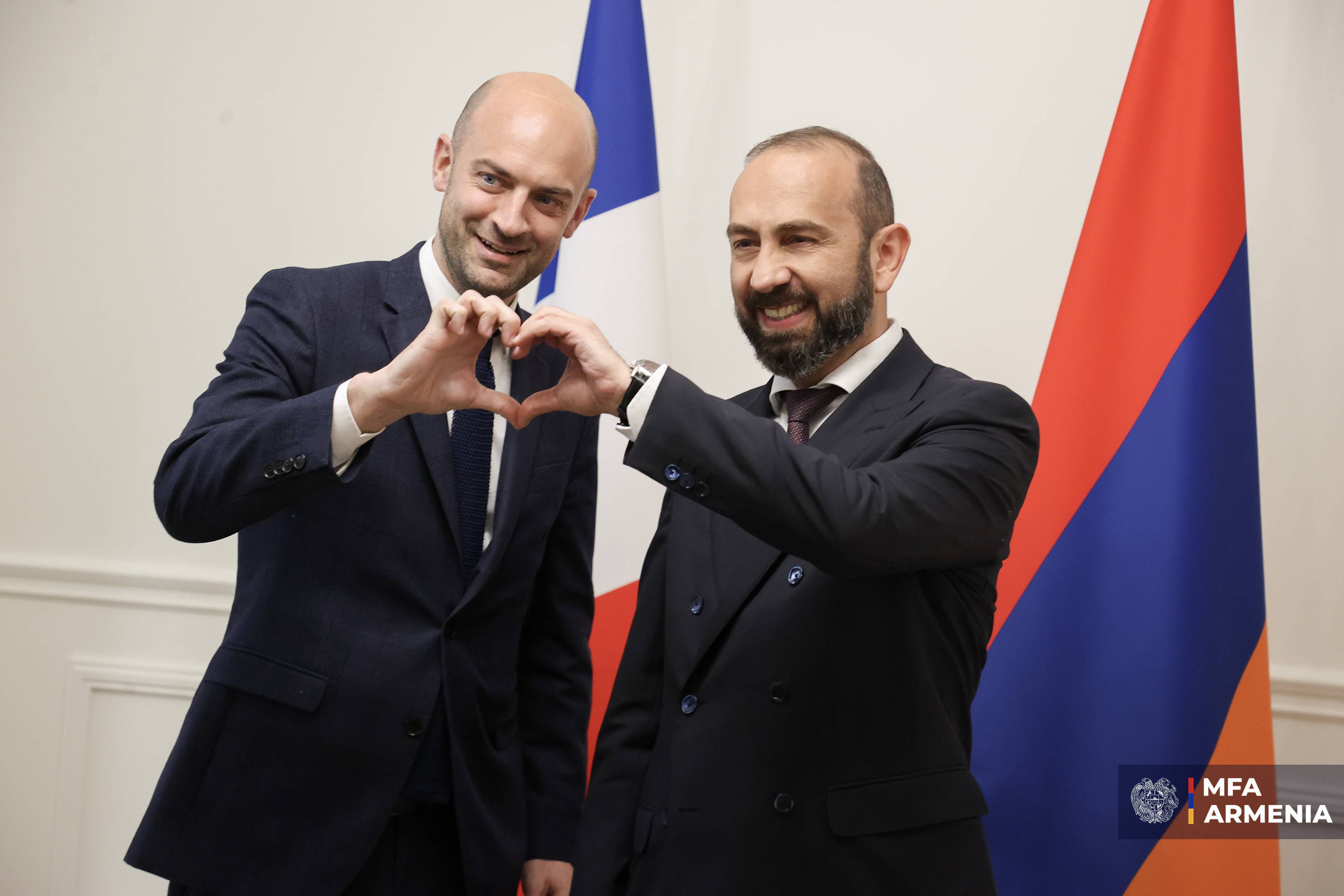 Meeting between the Foreign Ministers of Armenia and France - mfa.am