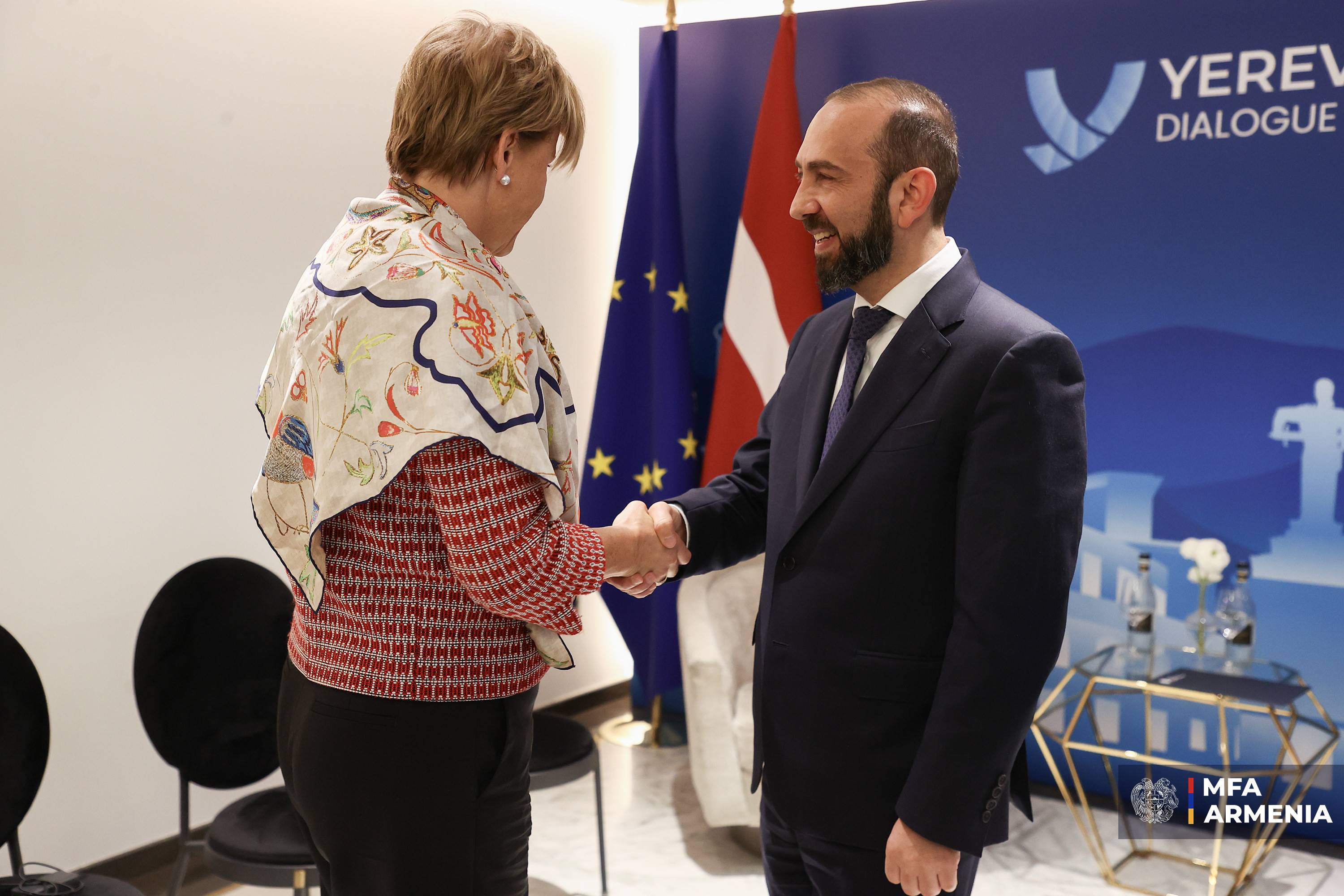Հանդիպել են Հայաստանի և Լատվիայի ԱԳ նախարարները