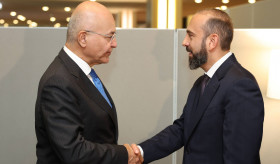 Meeting of the Minister of Foreign Affairs and International Trade of Armenia with the UN High Commissioner for Refugees