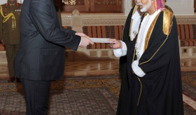Ambassador Charchoghlyan presented his credentials to the Sultan of Oman