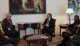 Minister Nalbandian received lord William Wallace