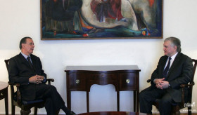 Minister Nalbandian recieved the ambassador of Brasil