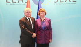 Minister Nalbandian met with EU High Representative
