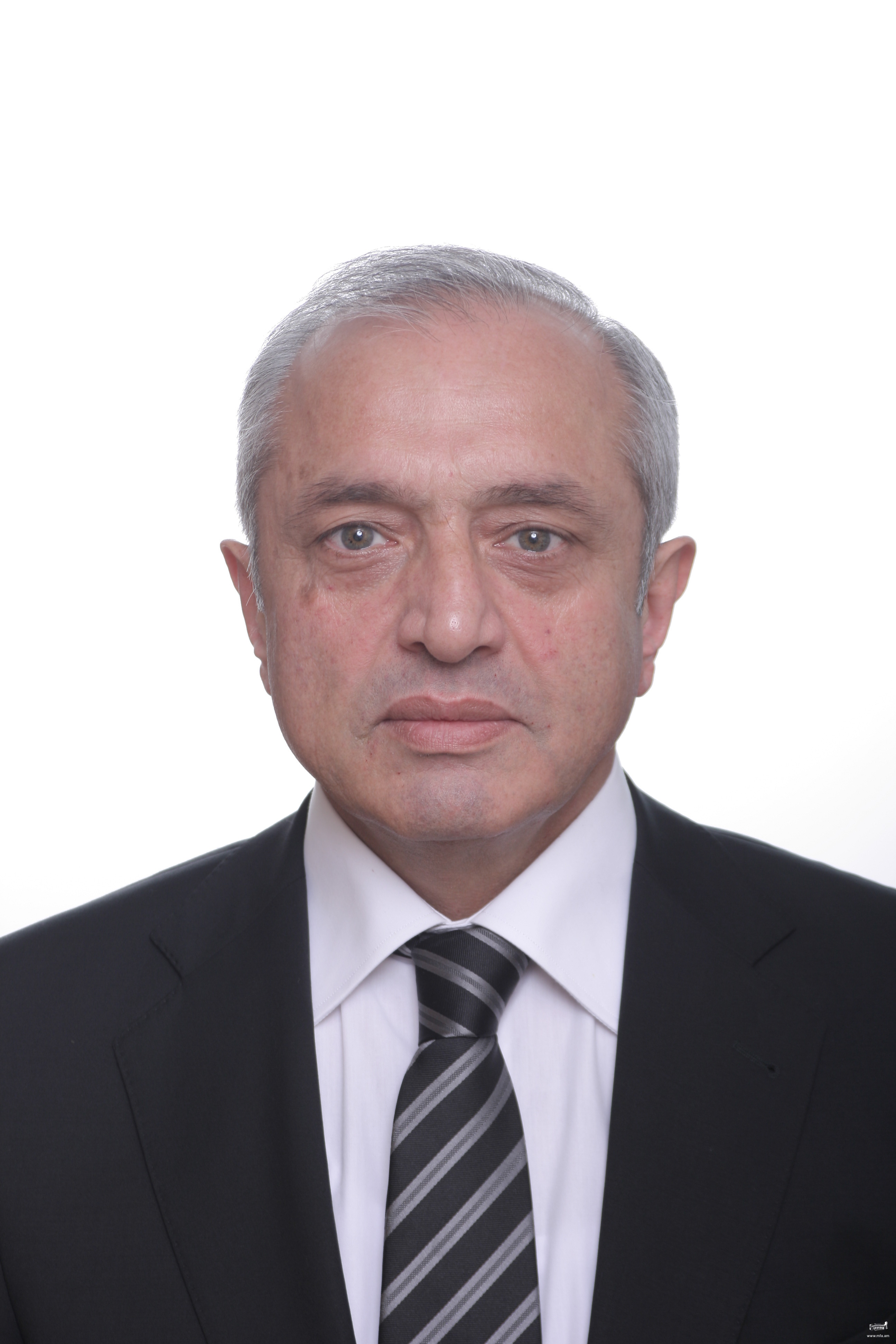 Ա. ԳԱԼՈՅԱՆԻՆ ԲՐԱԶԻԼԻԱՅԻ ԴԱՇՆԱՅԻՆ ՀԱՆՐԱՊԵՏՈՒԹՅՈՒՆՈՒՄ ՀԱՅԱՍՏԱՆԻ ՀԱՆՐԱՊԵՏՈՒԹՅԱՆ ԱՐՏԱԿԱՐԳ ԵՎ ԼԻԱԶՈՐ ԴԵՍՊԱՆ ՆՇԱՆԱԿԵԼՈՒ ՄԱՍԻՆ