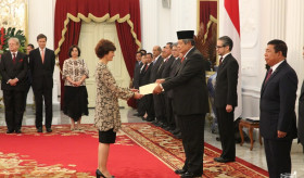 Ambassador Aghajanyan prsesented her credentials to the President of Indonesia