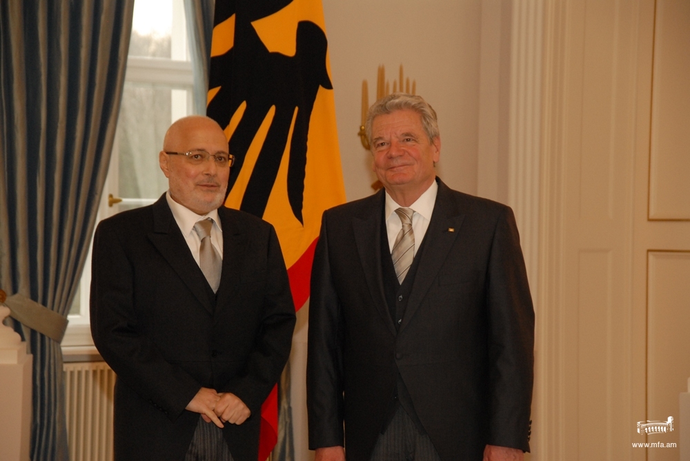 Դեսպան Հովհաննեսյանն իր հավատարմագրերը հանձնեց Գերմանիայի Դաշնային Հանրապետության Նախագահին