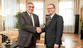 Դեսպան Կիրակոսյանի հանդիպումը Ավստրիայի Ազգային խորհրդի երկրորդ նախագահի հետ 