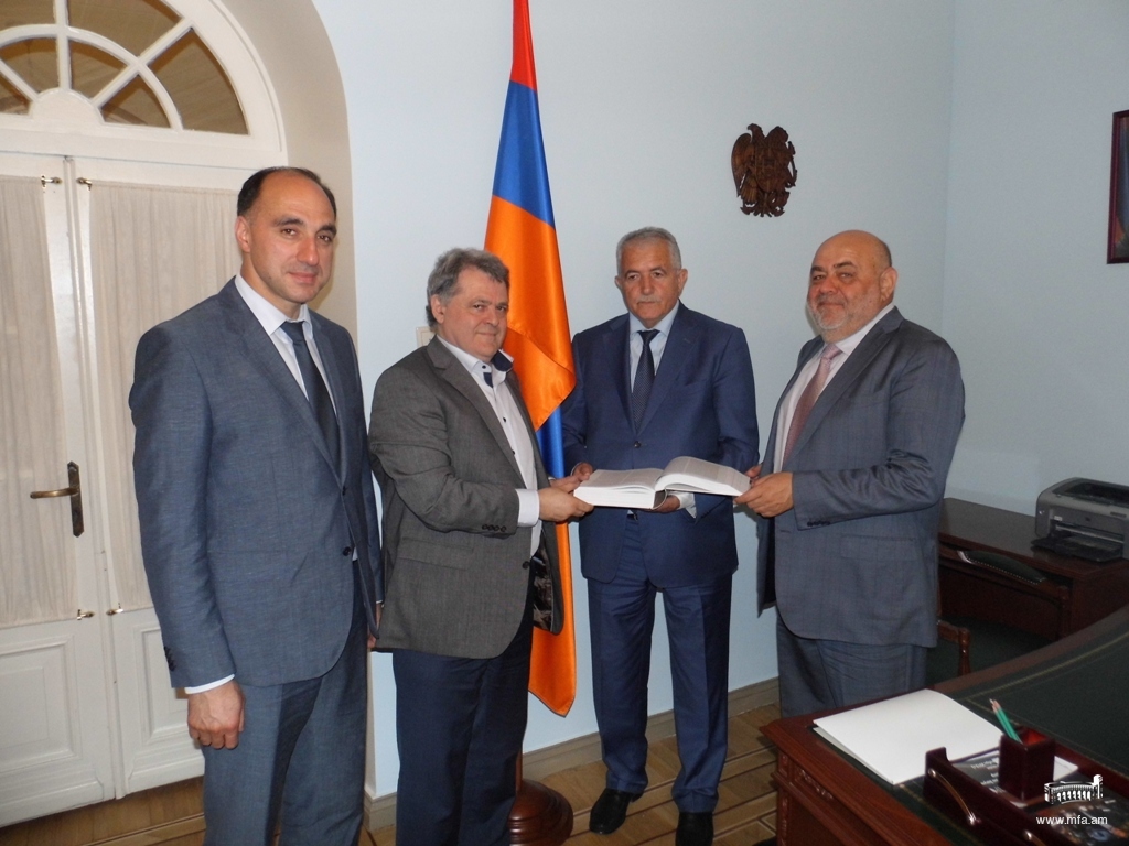 Դեսպան Եսայանի հանդիպումը Ռուսաստանի հրեական համայնքի կառույցների ղեկավարների հետ