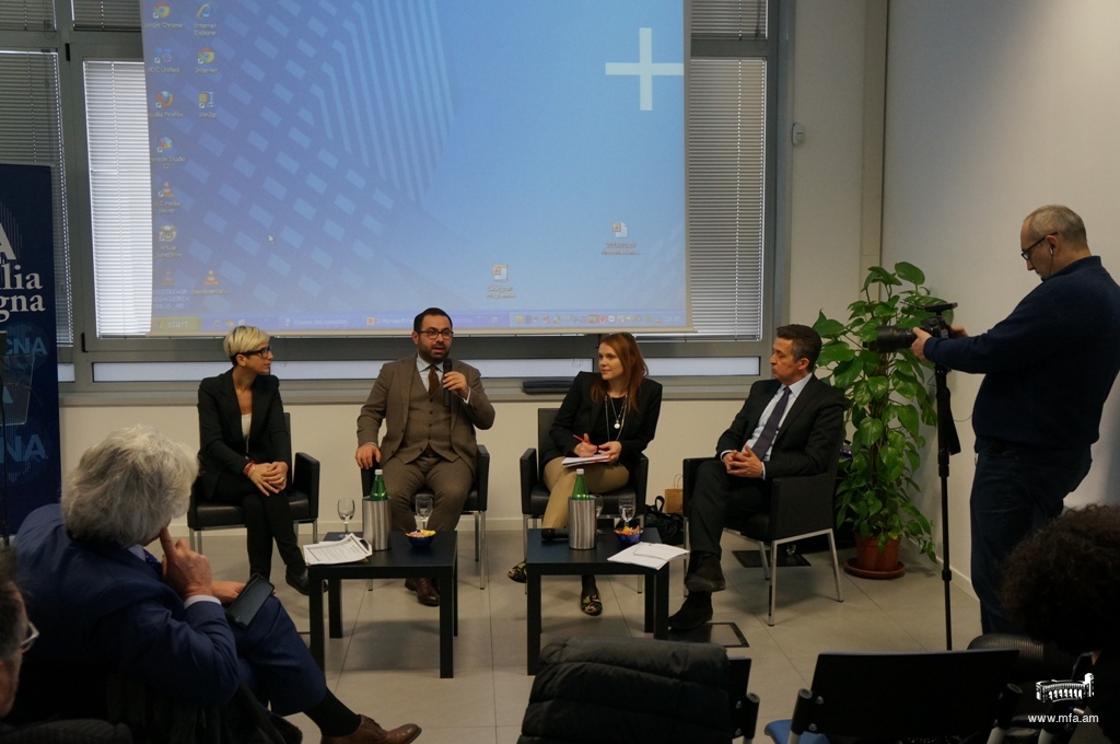 Հայաստանի տնտեսական հնարավորությունների վերաբերյալ համաժողով  Իտալիայի Բոլոնիա քաղաքում