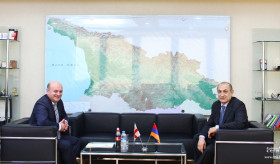 Դեսպան Վարդանյանի հանդիպումը Վրաստանի ֆինանսների նախարարի հետ