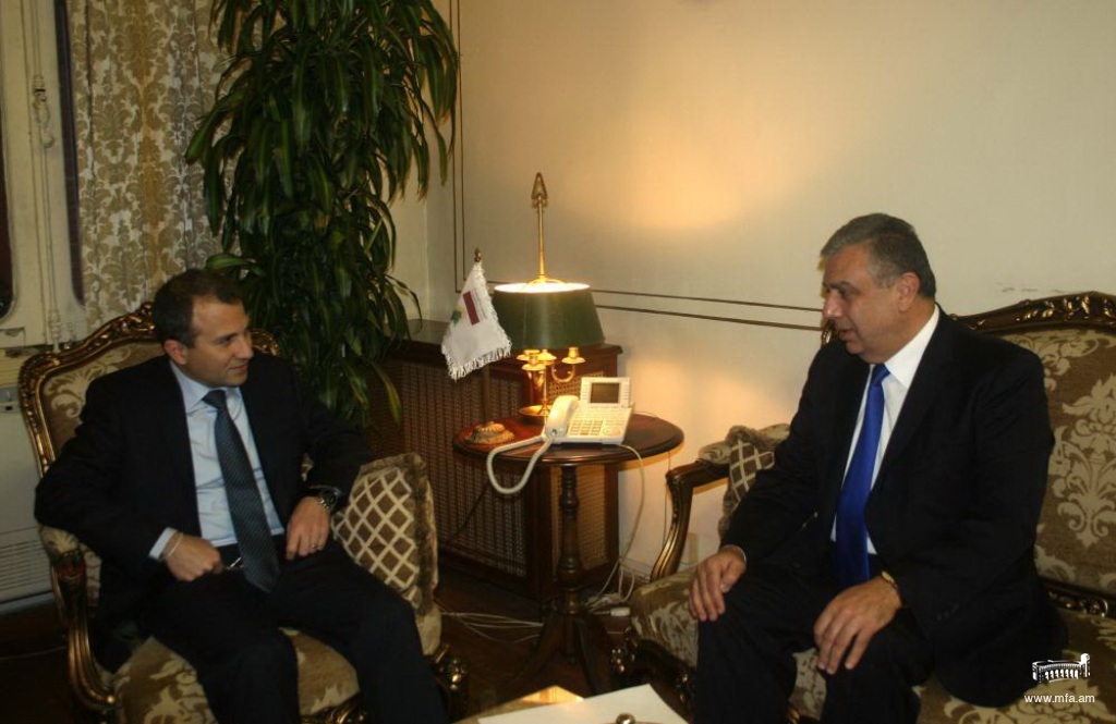Դեսպան Քոչարյանի հանդիպումը Լիբանանի արտաքին գործերի և էմիգրանտների նախարարի հետ