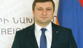 Դավիթ ՎԻՐԱԲՅԱՆ