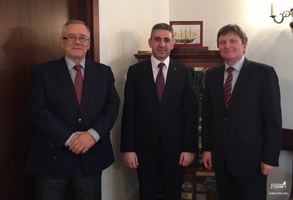 Դեսպան Ղազարյանի հանդիպումը Լեհաստանի առևտրաարդյունաբերական պալատի նախագահի հետ