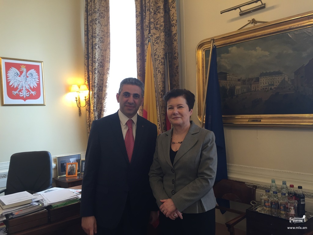 Դեսպան Ղազարյանի հանդիպումը Վարշավայի քաղաքապետի հետ