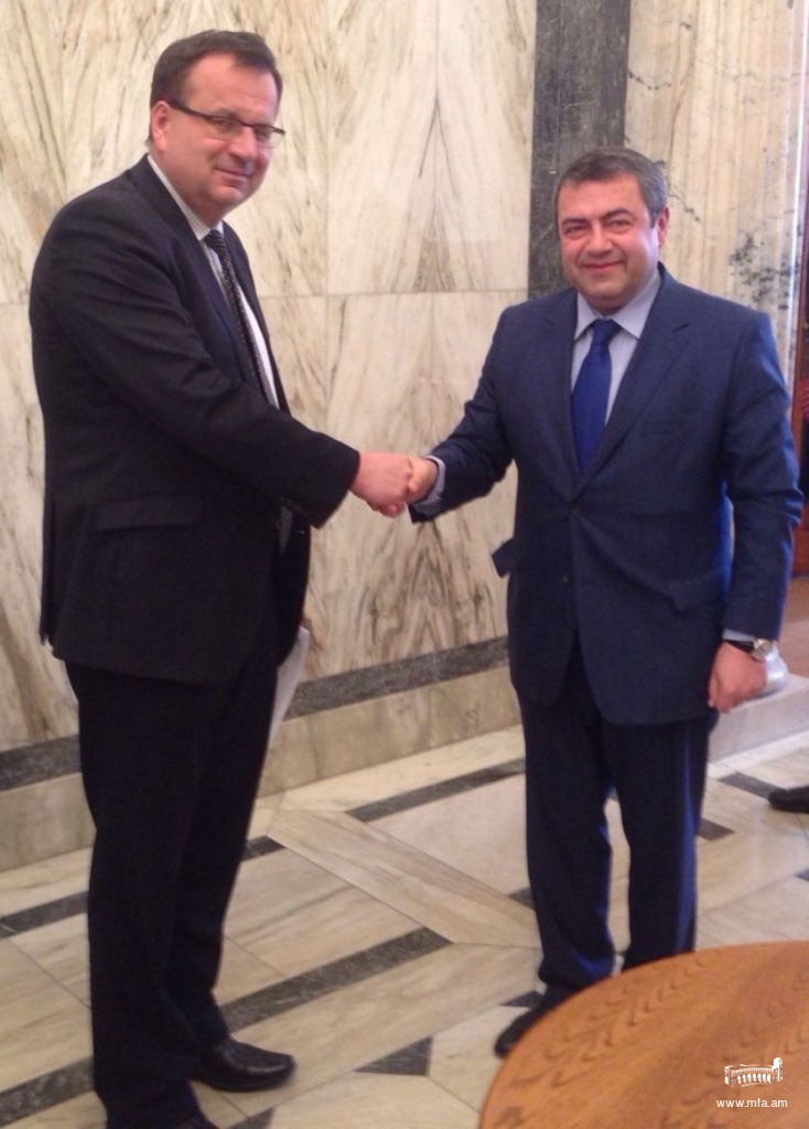 Դեսպան Սեյրանյանի հանդիպումը Չեխիայի արդյունաբերության և առևտրի նախարարի հետ