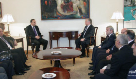 Foreign Minister met the Speaker of People's Council of Syria