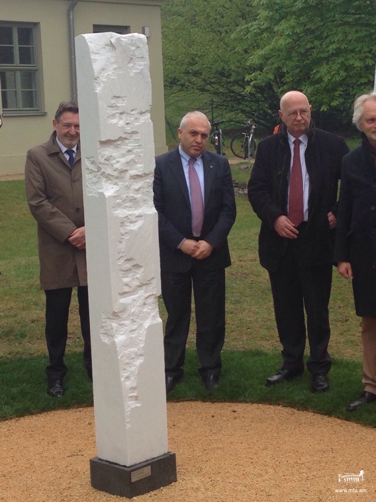 Յոհաննես Լեփսիուսի հիշատակին նվիրված հուշակոթողի բացման արարողություն Պոտսդամում