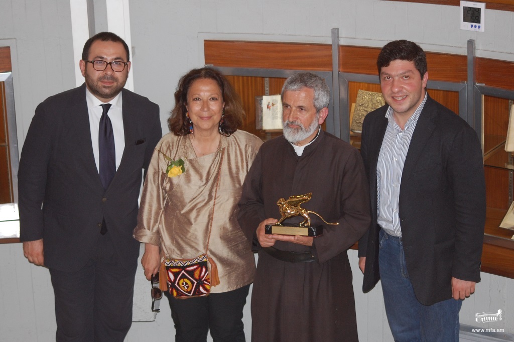 Հայաստանը հաղթող ճանաչվեց Վենետիկի ժամանակակից արվեստի 56-րդ միջազգային բիենալեում