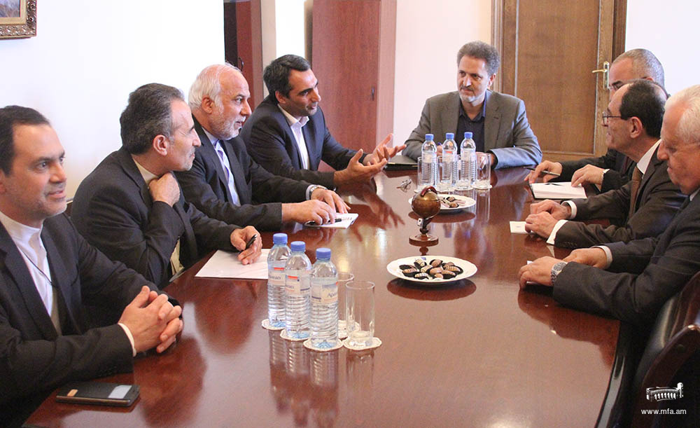 Armenian-Iranian political consultations in Yerevan