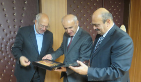 Դեսպան Թումանյանի հանդիպումը Իրանի արդյունաբերության, հանքերի և առևտրի նախարարի հետ